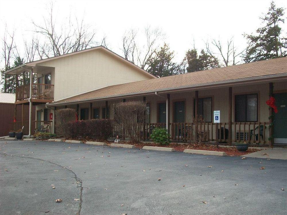 Shady Acre Inn And Suites Branson West Exterior foto