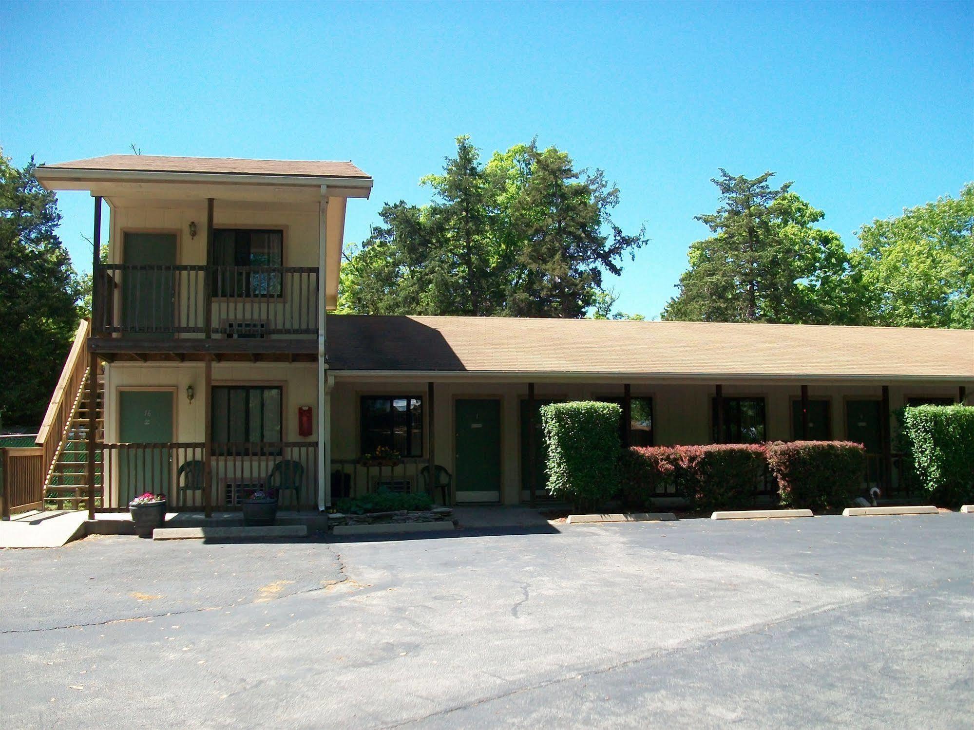 Shady Acre Inn And Suites Branson West Exterior foto